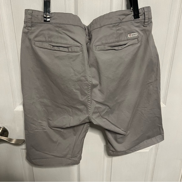 5/$100 Guess Grey Dress short - Picture 4 of 4
